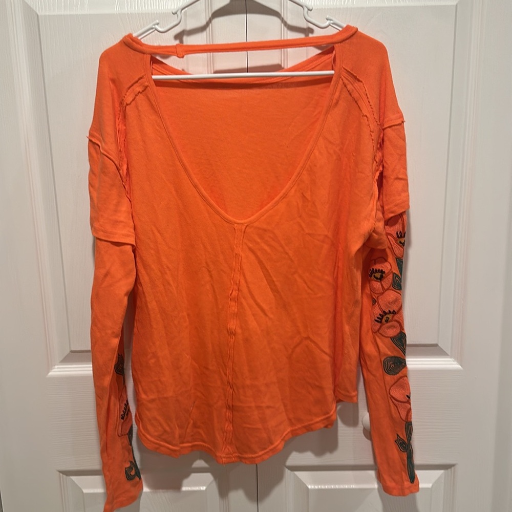 Free People Not Your Poppys Long-Sleeve Embroidered Orange Tee XS & Small - Picture 8 of 8